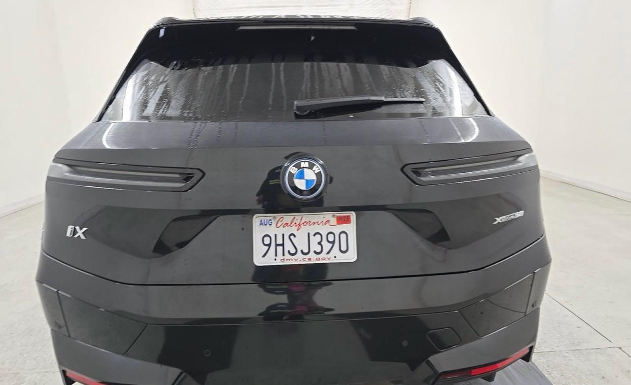 2024 BMW Ix xDrive50 - zdjęcie 13