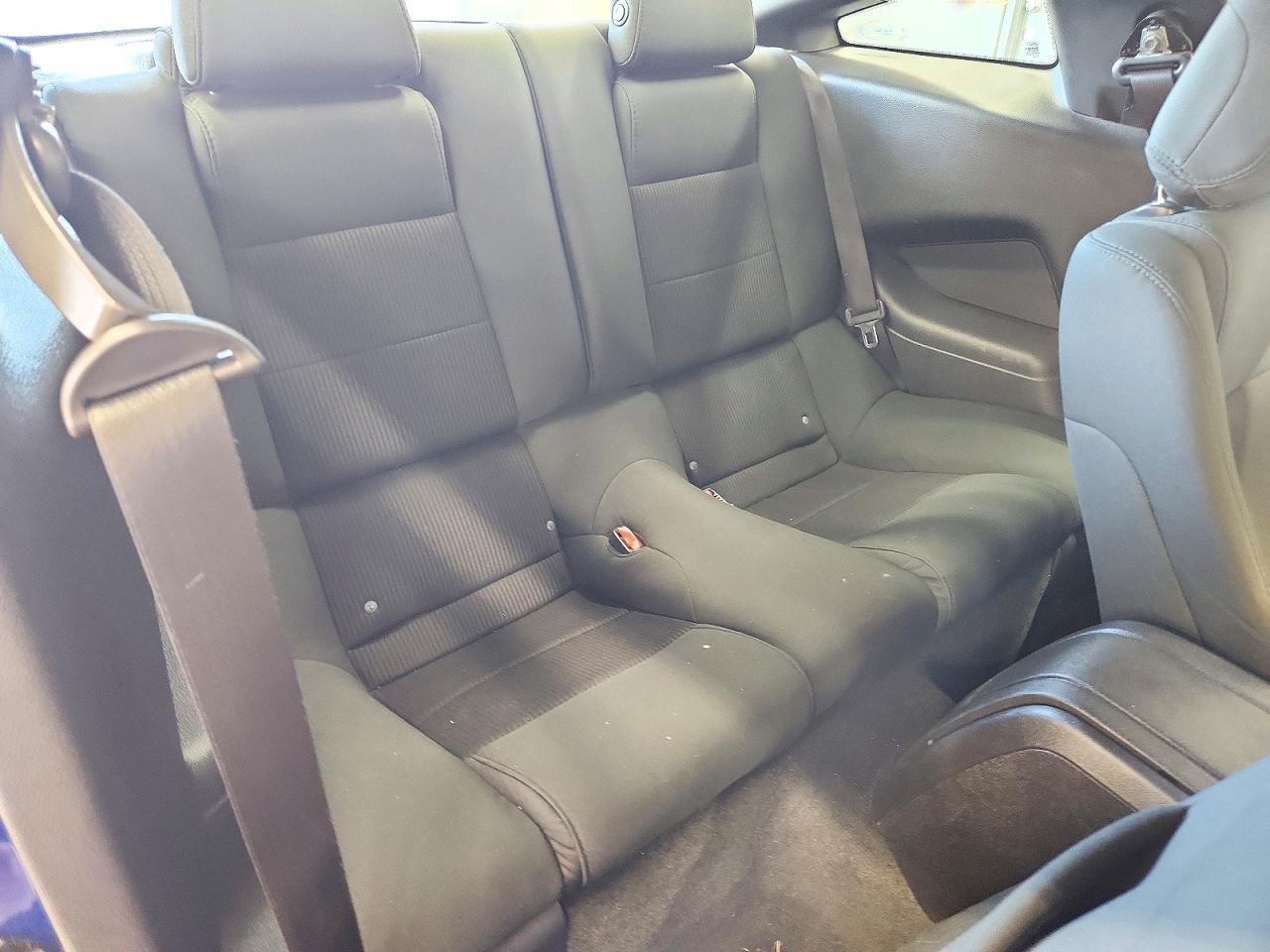 2014 Ford Mustang Base - zdjęcie 10