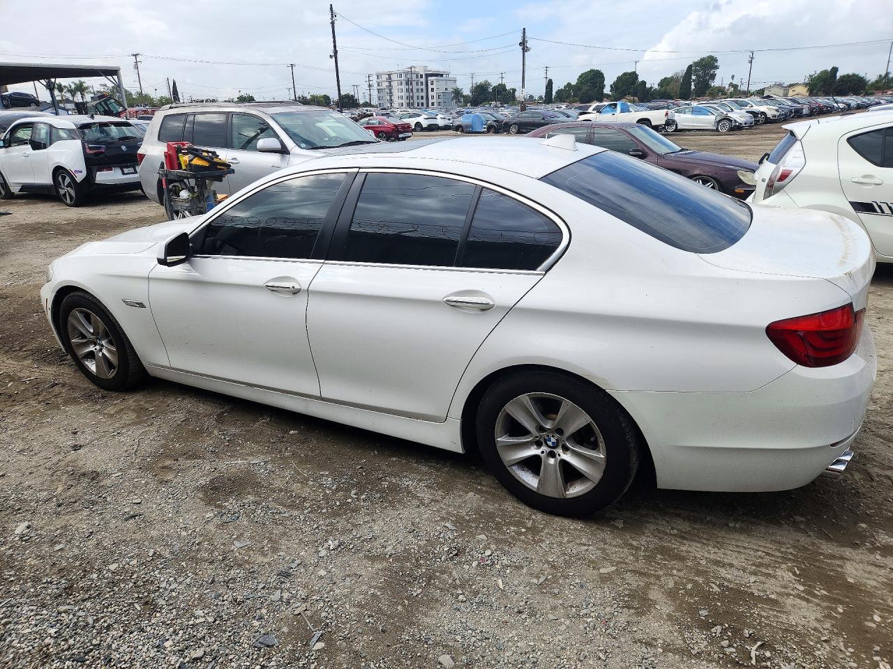 2013 BMW 528 I - zdjęcie 2