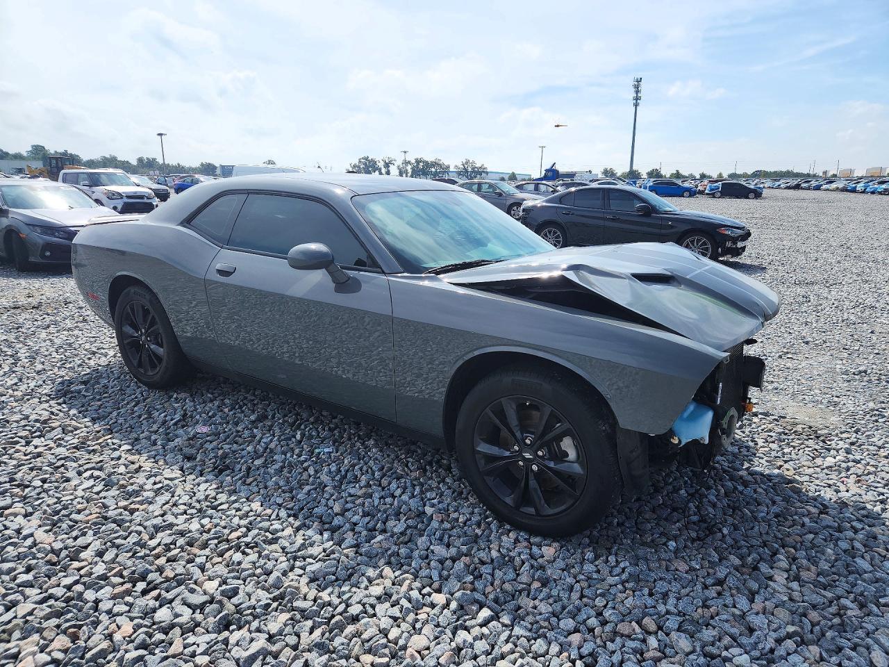 2023 Dodge Challenger Sxt - zdjęcie 4