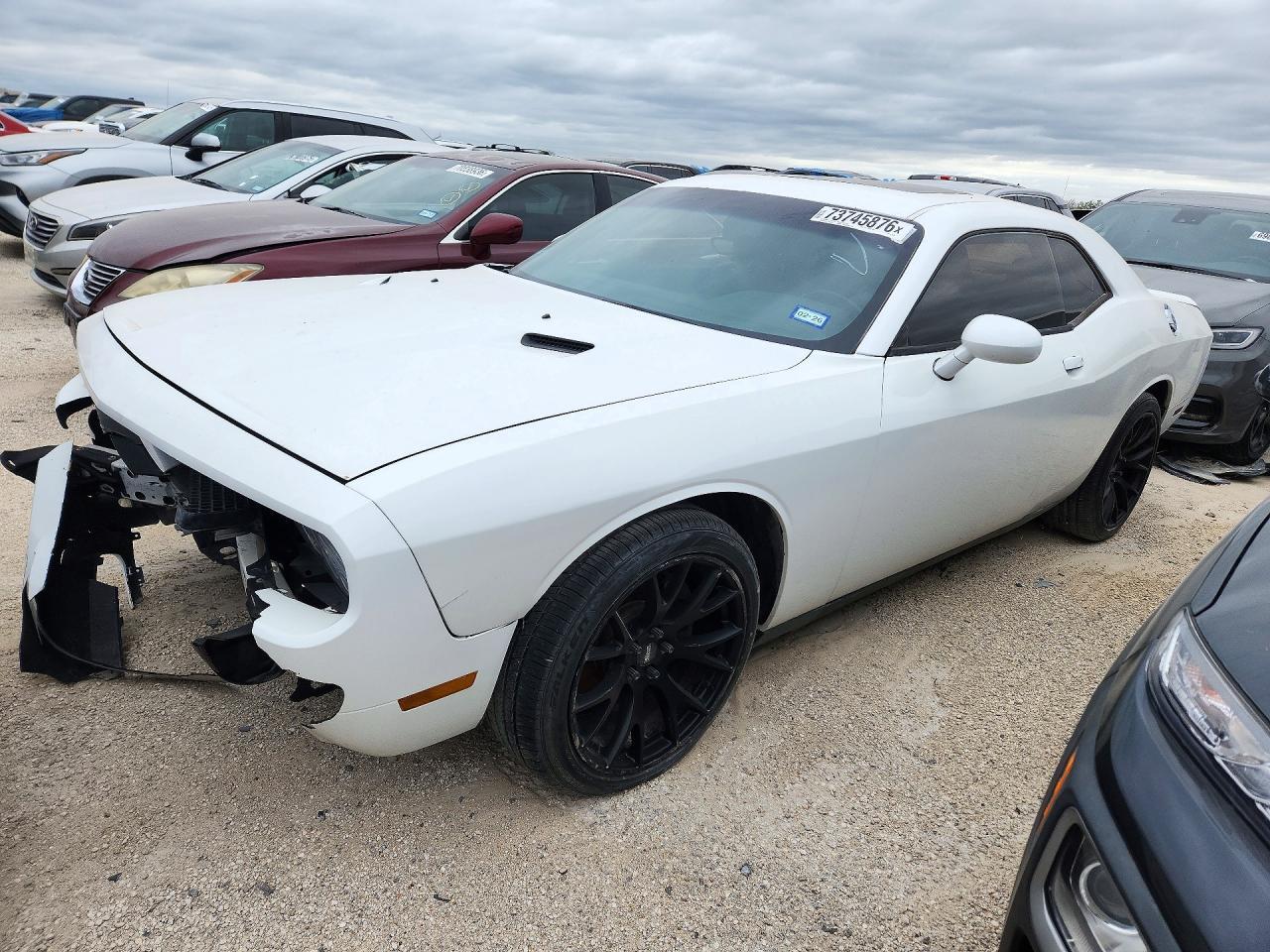 2014 Dodge Challenger Sxt - zdjęcie główne