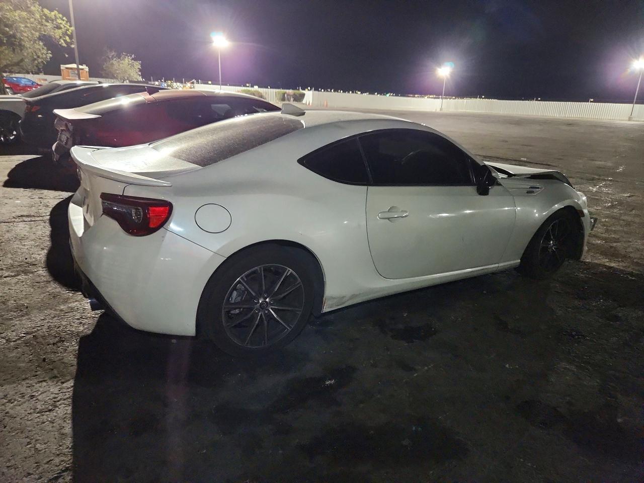 2019 Toyota 86 Base - zdjęcie 3