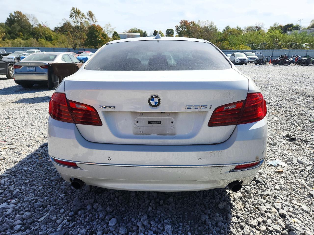 2014 BMW Seria 5 535i - zdjęcie 6
