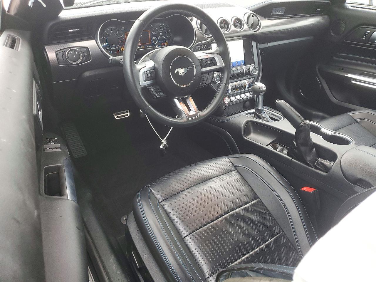 2023 Ford Mustang - zdjęcie 8