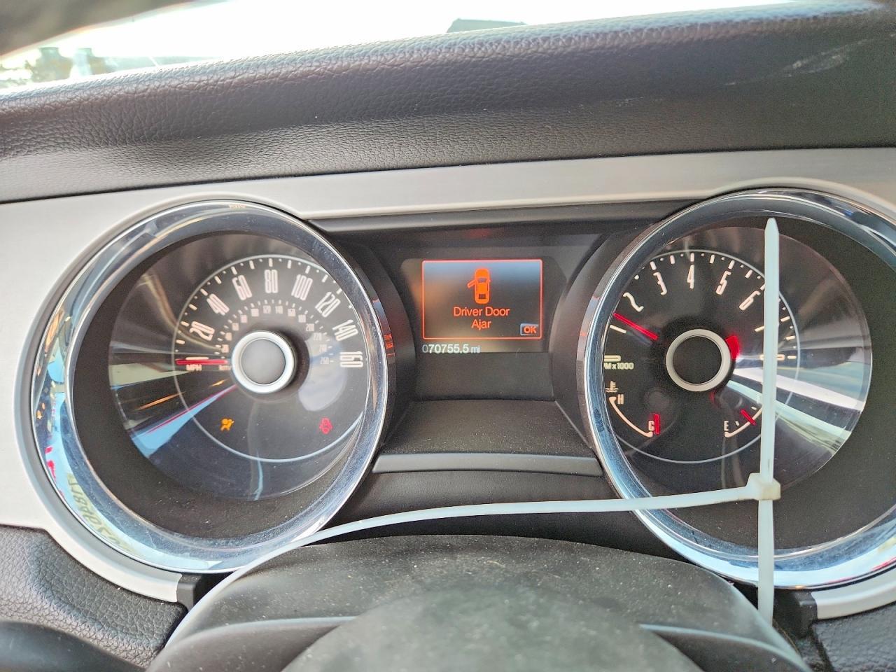 2014 Ford Mustang - zdjęcie 9