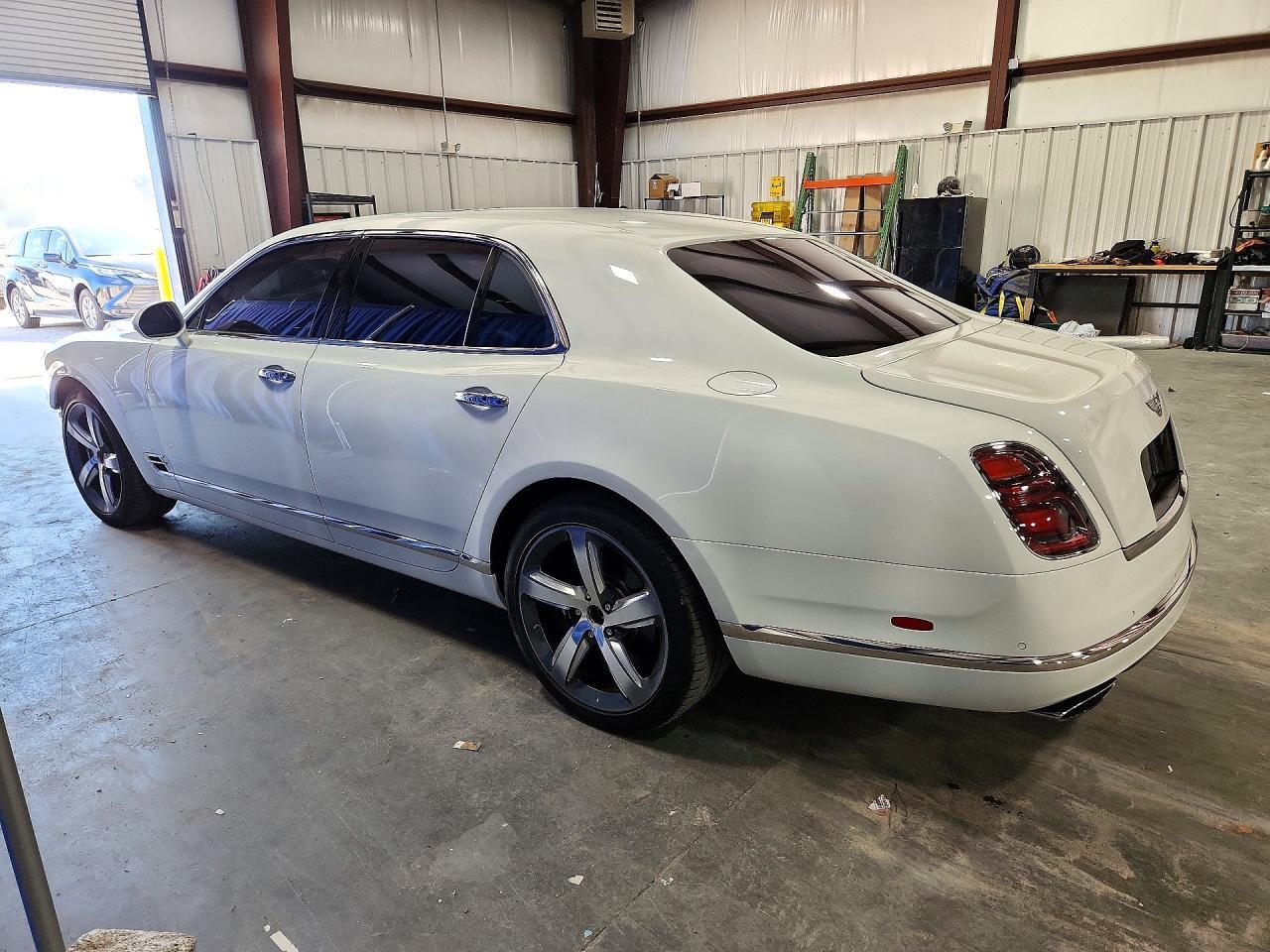 2017 Bentley Mulsanne Speed - zdjęcie 2
