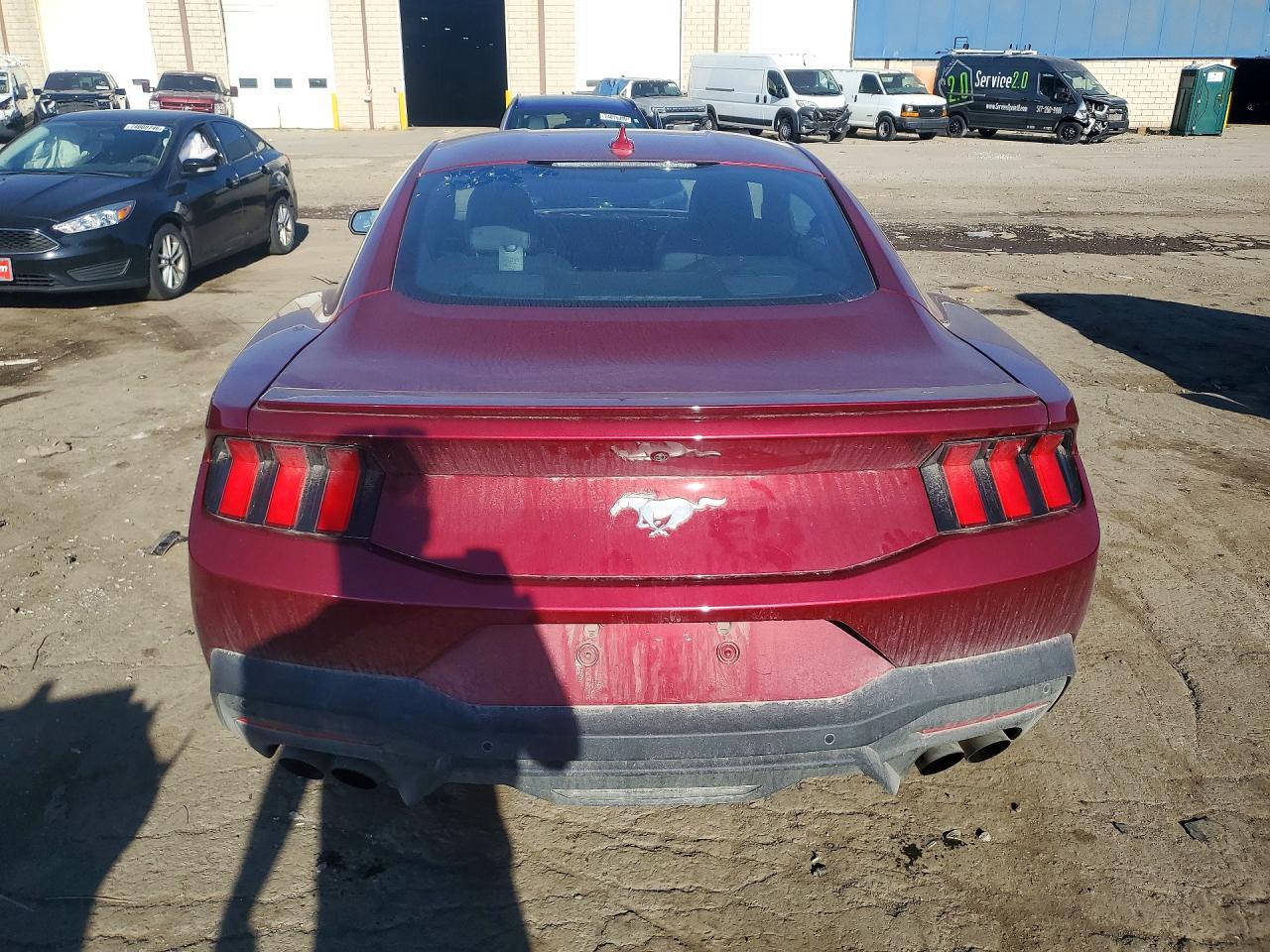 2025 Ford Mustang - zdjęcie 6