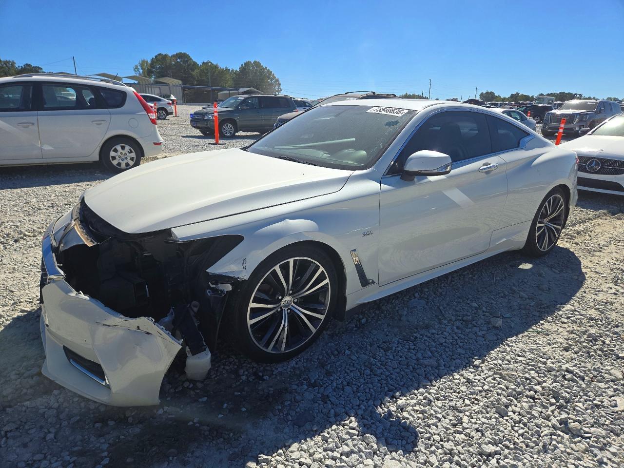 2018 Infiniti Q60 3.0T Luxe - zdjęcie główne