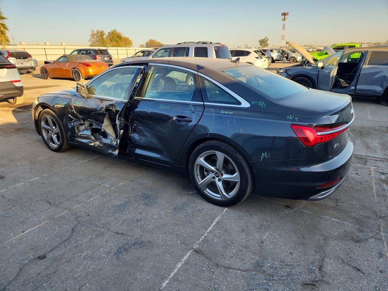 2024 Audi A6 Premium Plus - zdjęcie 2