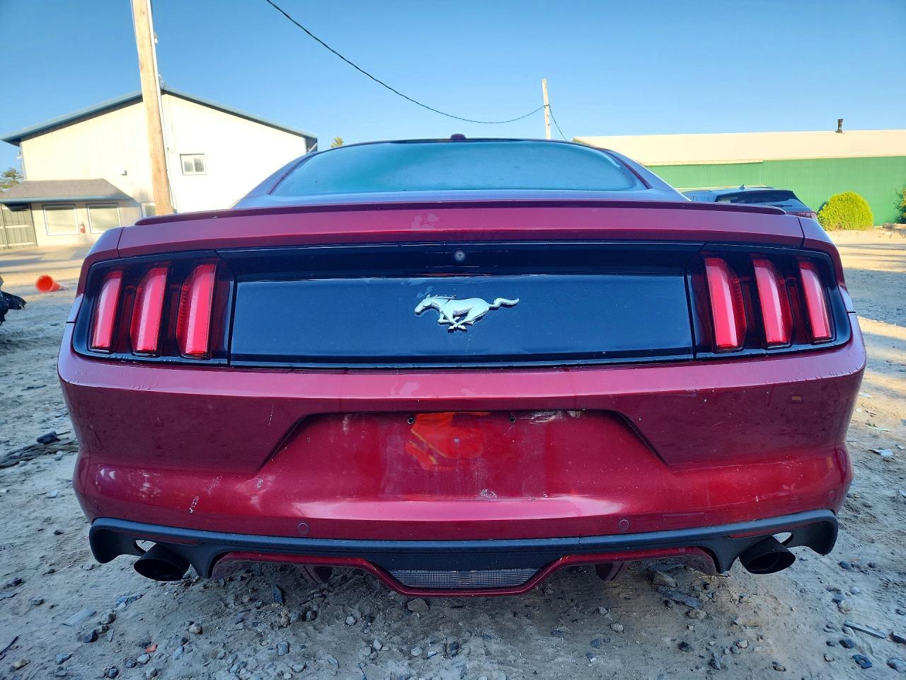 2015 Ford Mustang - zdjęcie 6