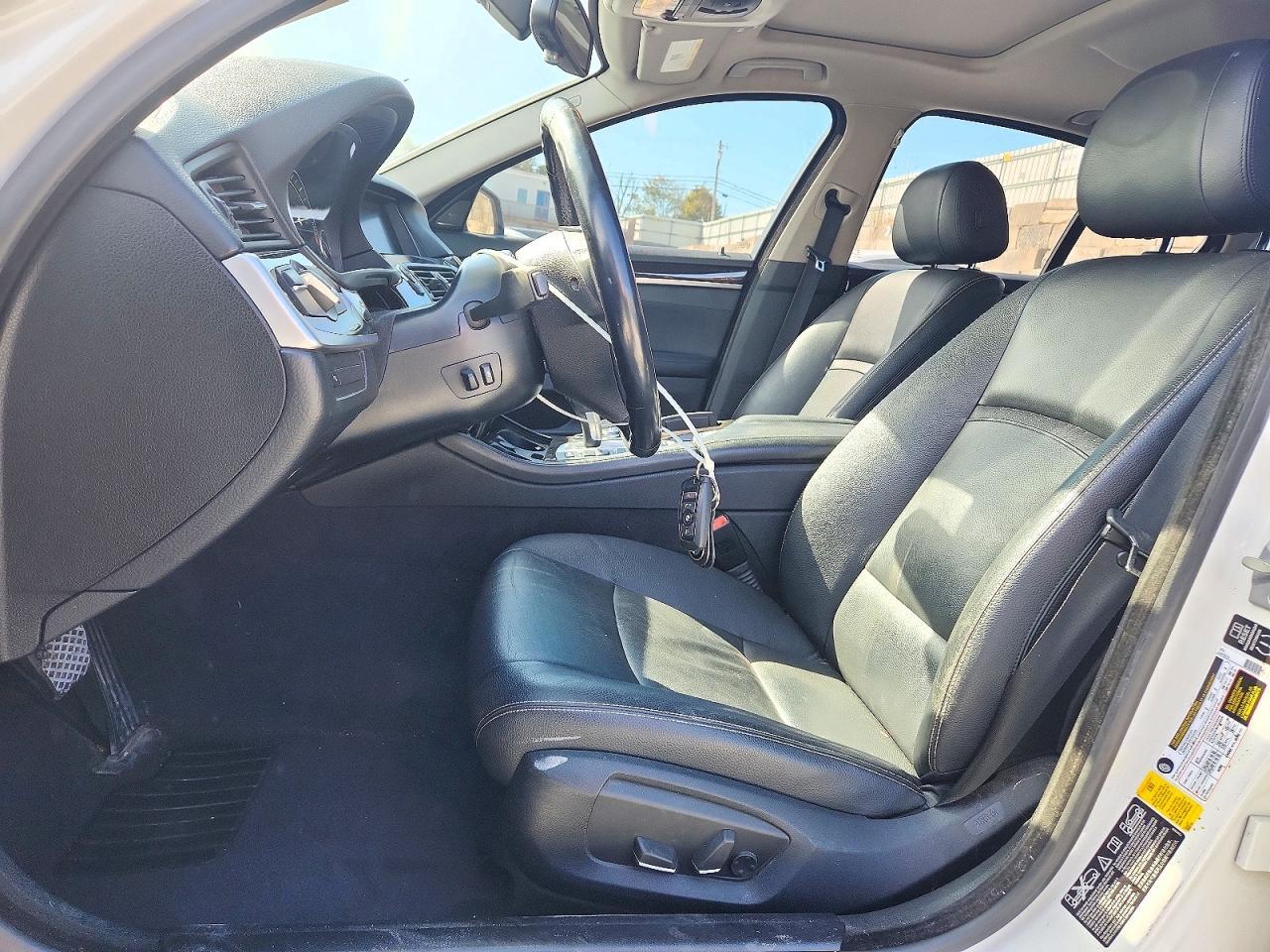 2014 BMW Seria 5 535i - zdjęcie 7