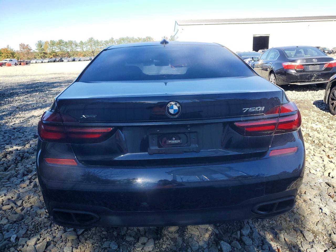 2018 BMW Seria 7 B7 - zdjęcie 6