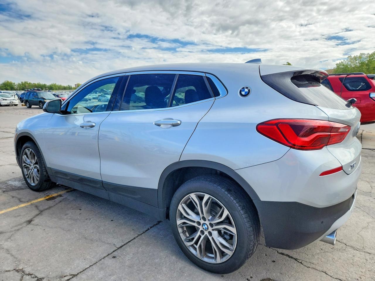 2020 BMW X2 xDrive28I - zdjęcie 2