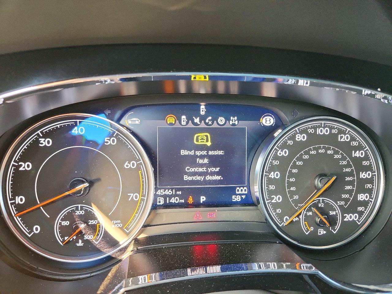 2018 Bentley Bentayga - zdjęcie 9