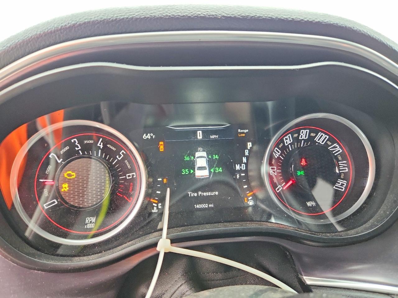 2016 Dodge Challenger Sxt - zdjęcie 9