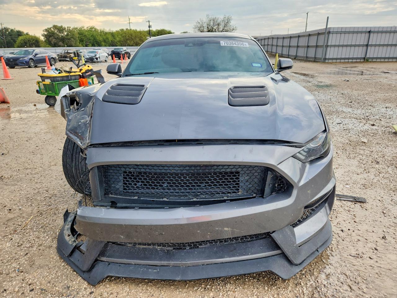 2021 Ford Mustang Gt - zdjęcie 5