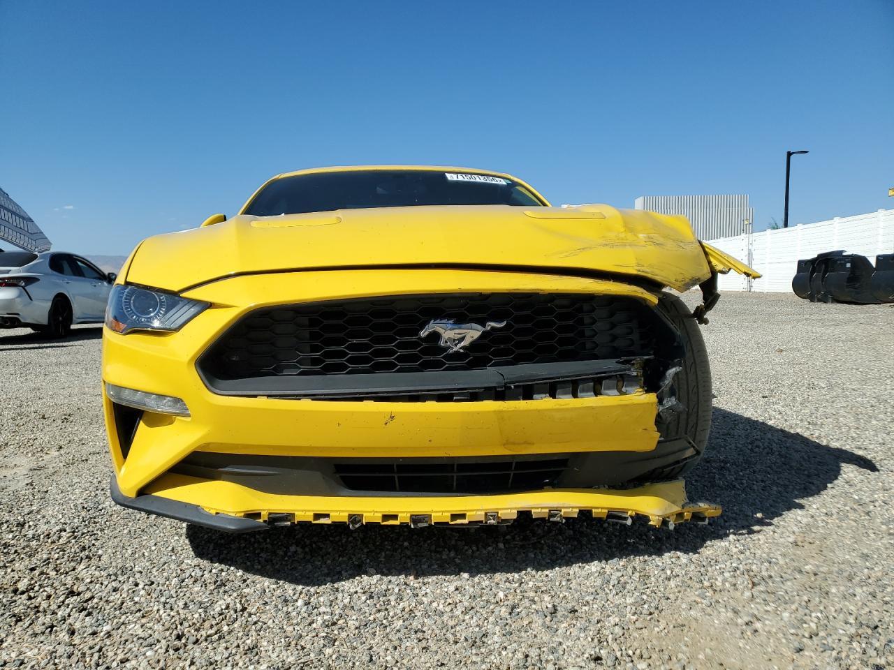 2018 Ford Mustang - zdjęcie 5