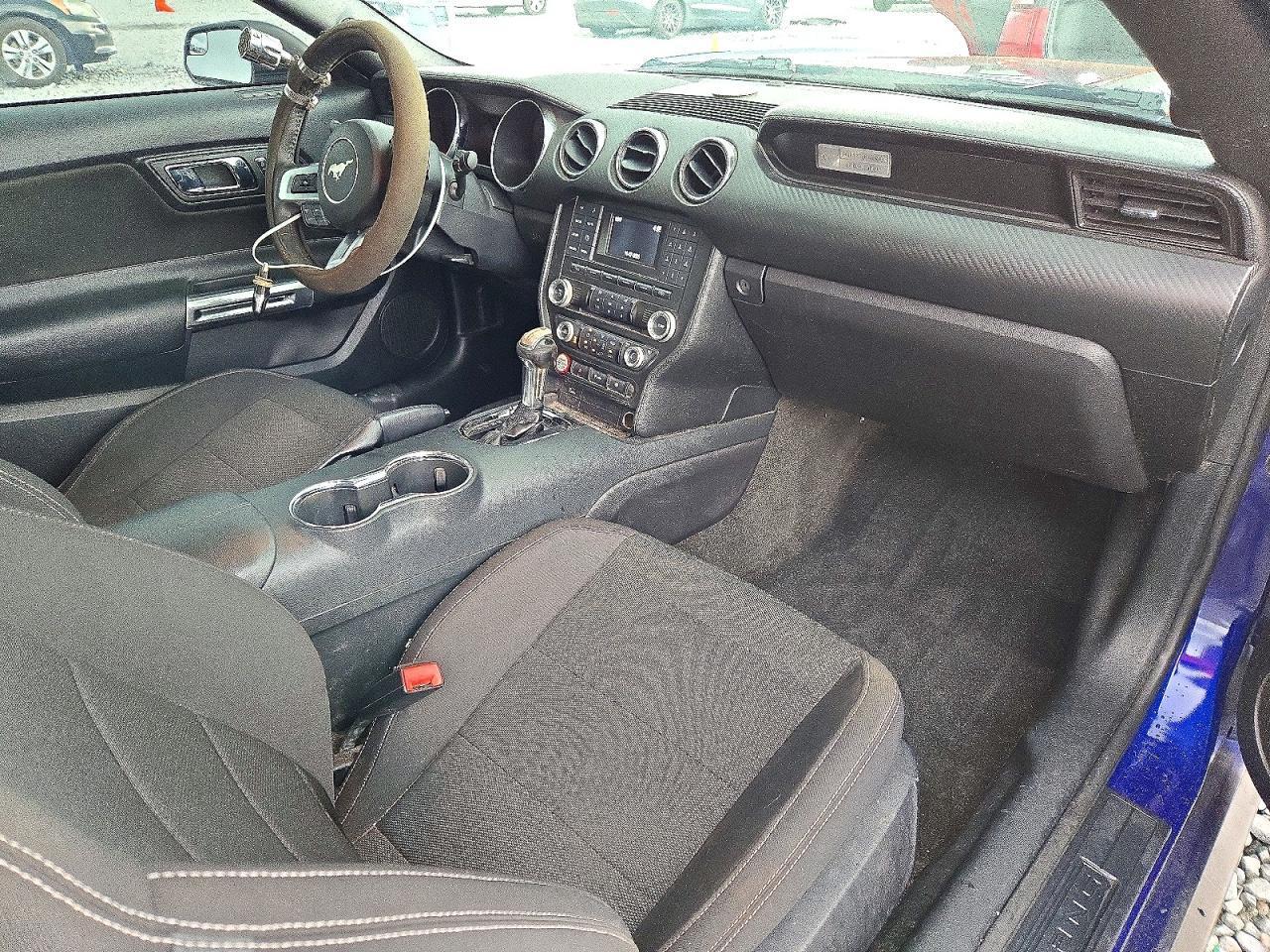 2016 Ford Mustang - zdjęcie 8