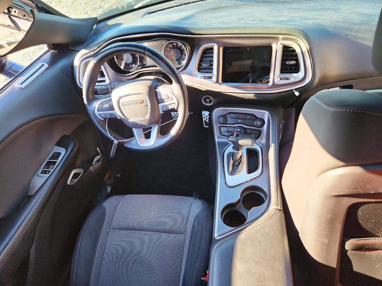 2016 Dodge Challenger Sxt - zdjęcie 8