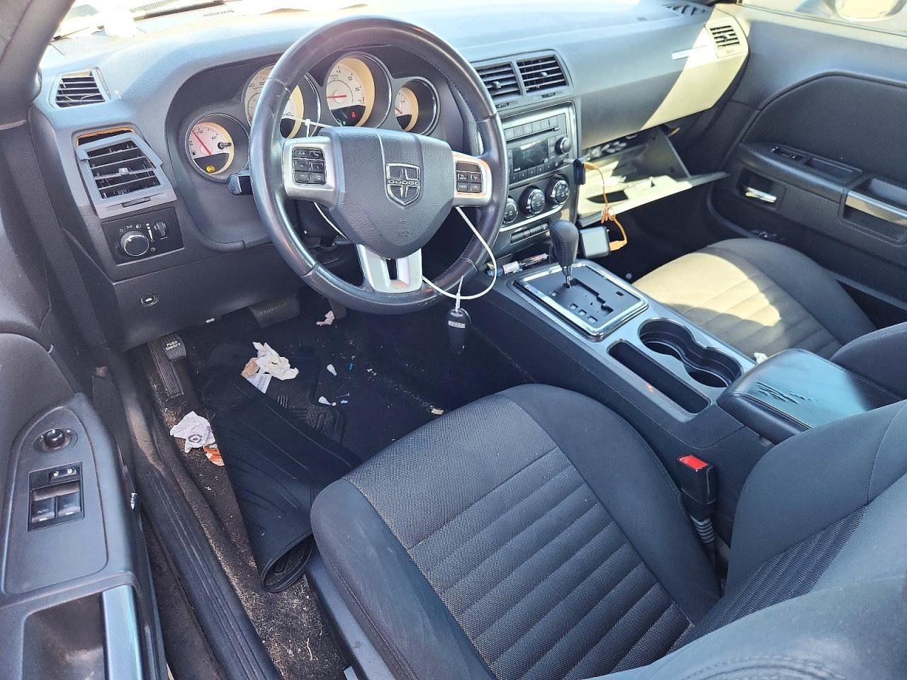 2014 Dodge Challenger Sxt - zdjęcie 8