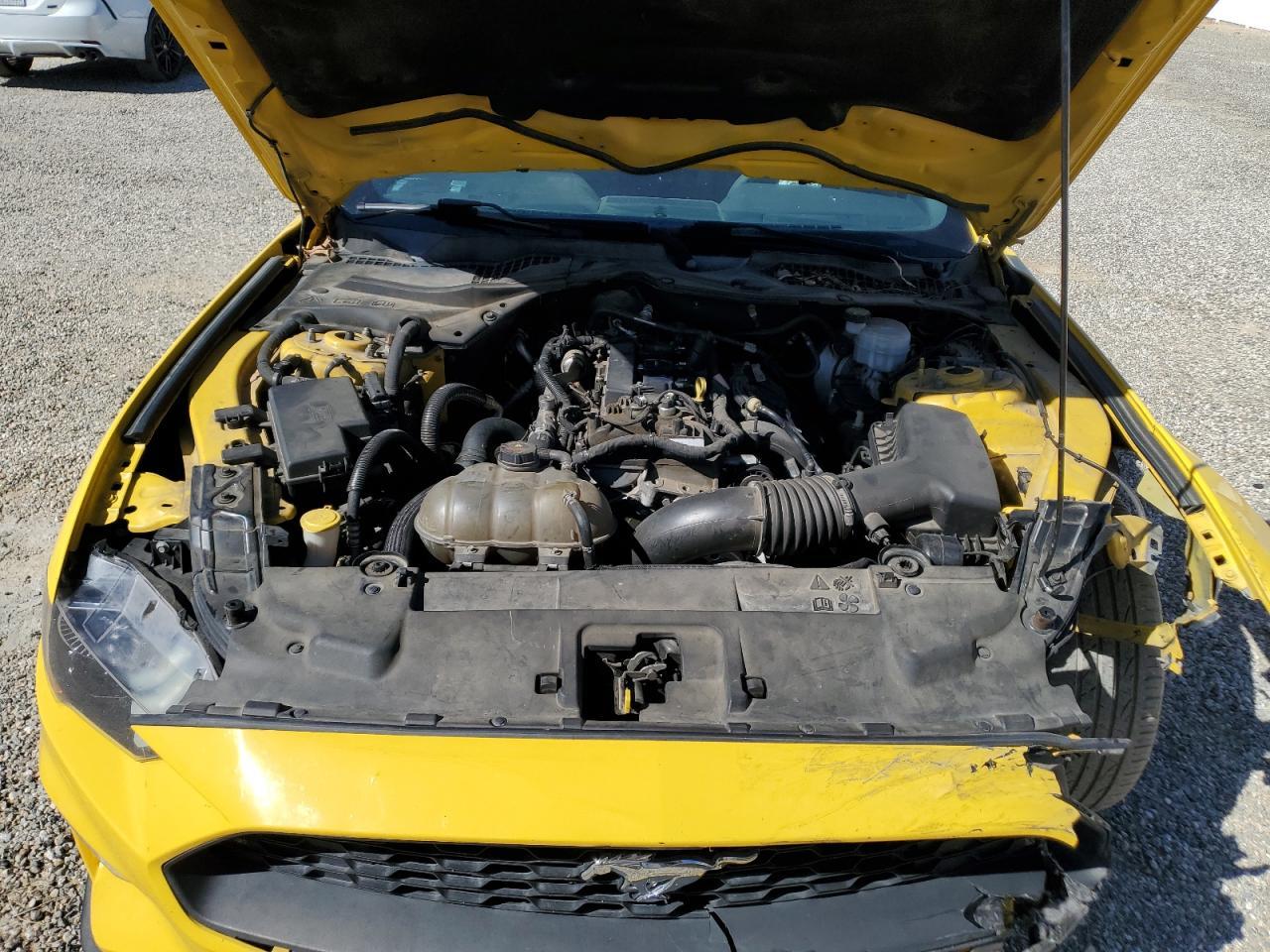 2018 Ford Mustang - zdjęcie 11
