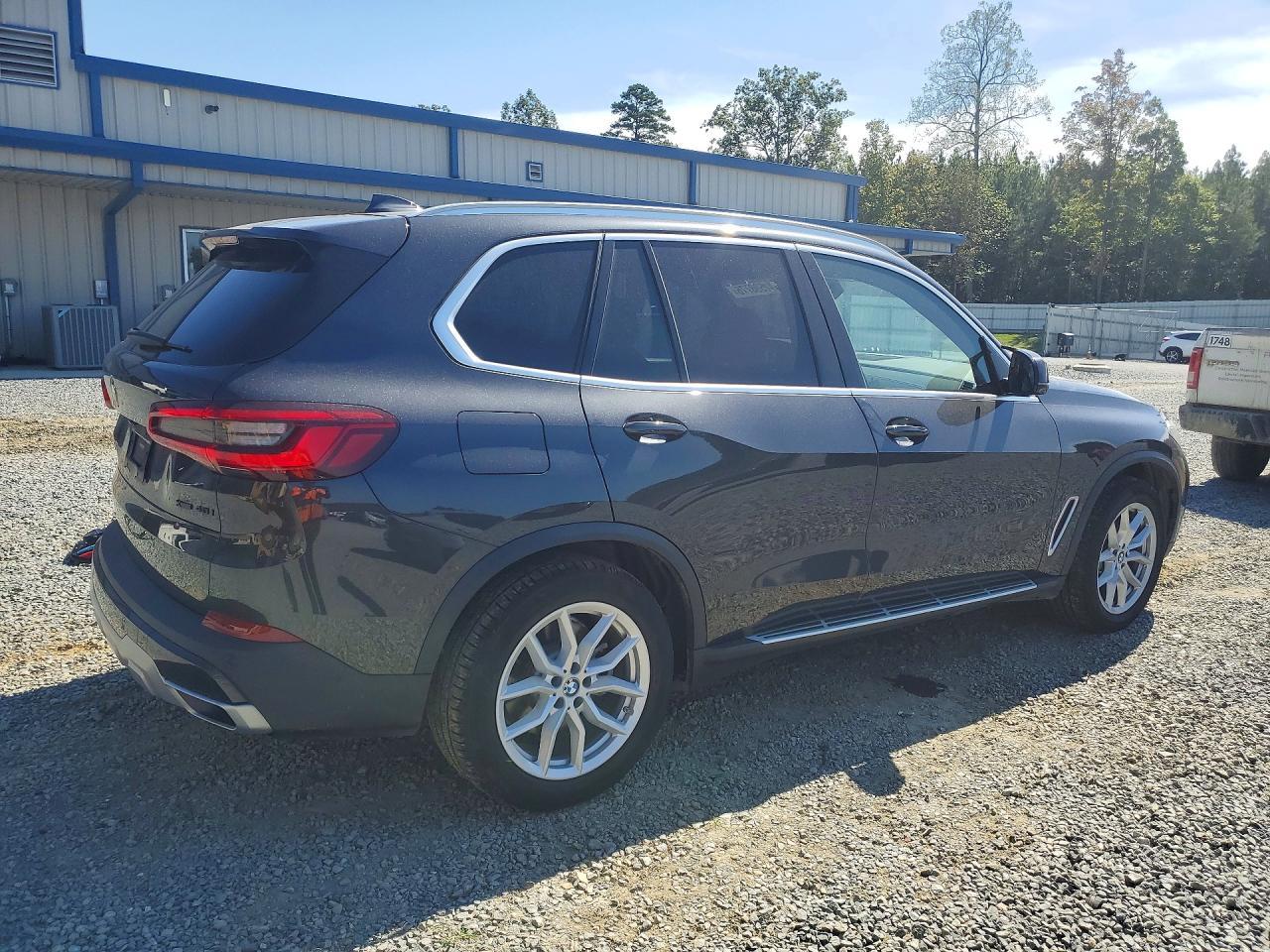 2020 BMW X5 xDrive40I - zdjęcie 3