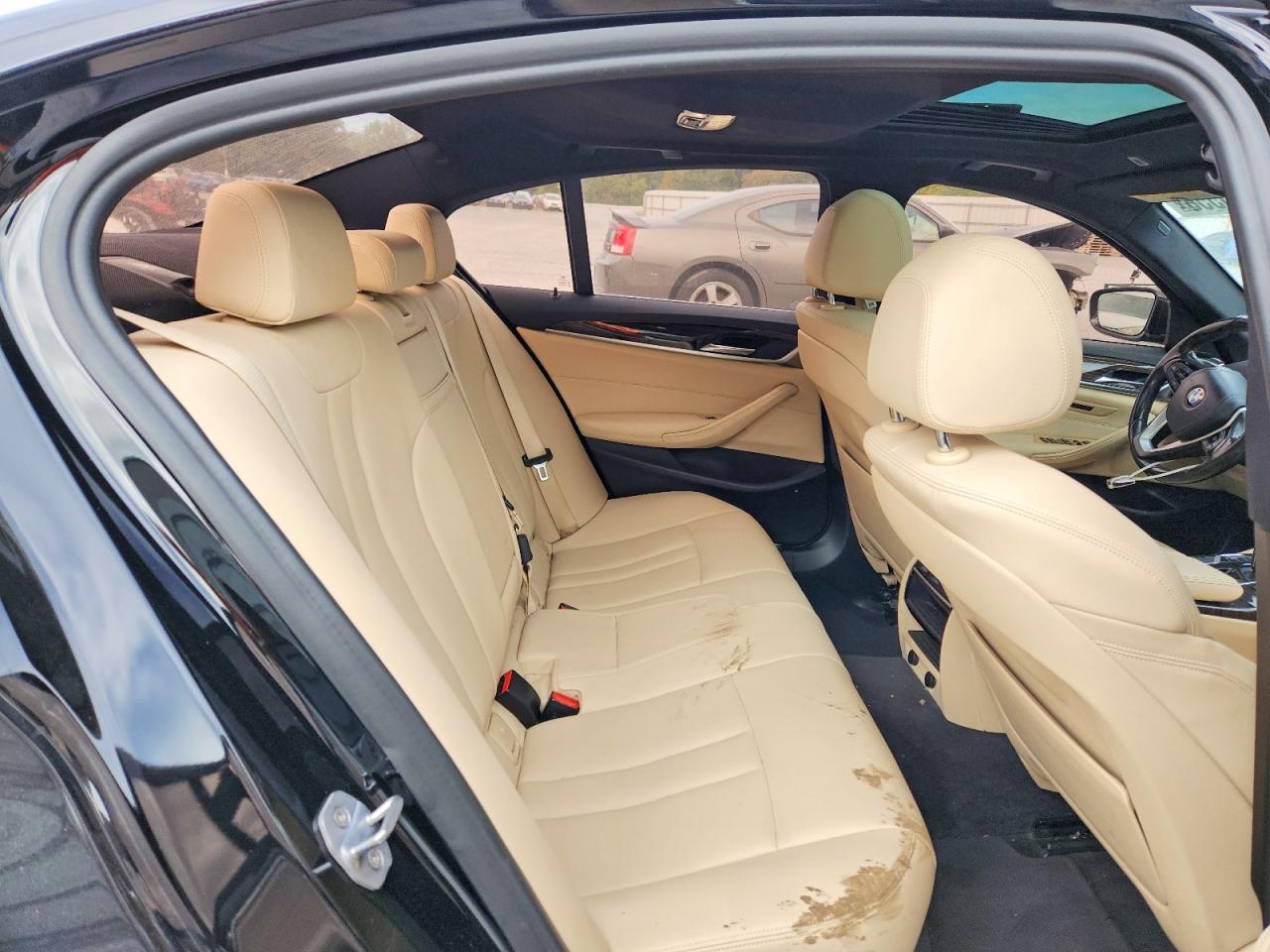 2018 BMW 530 I - zdjęcie 10
