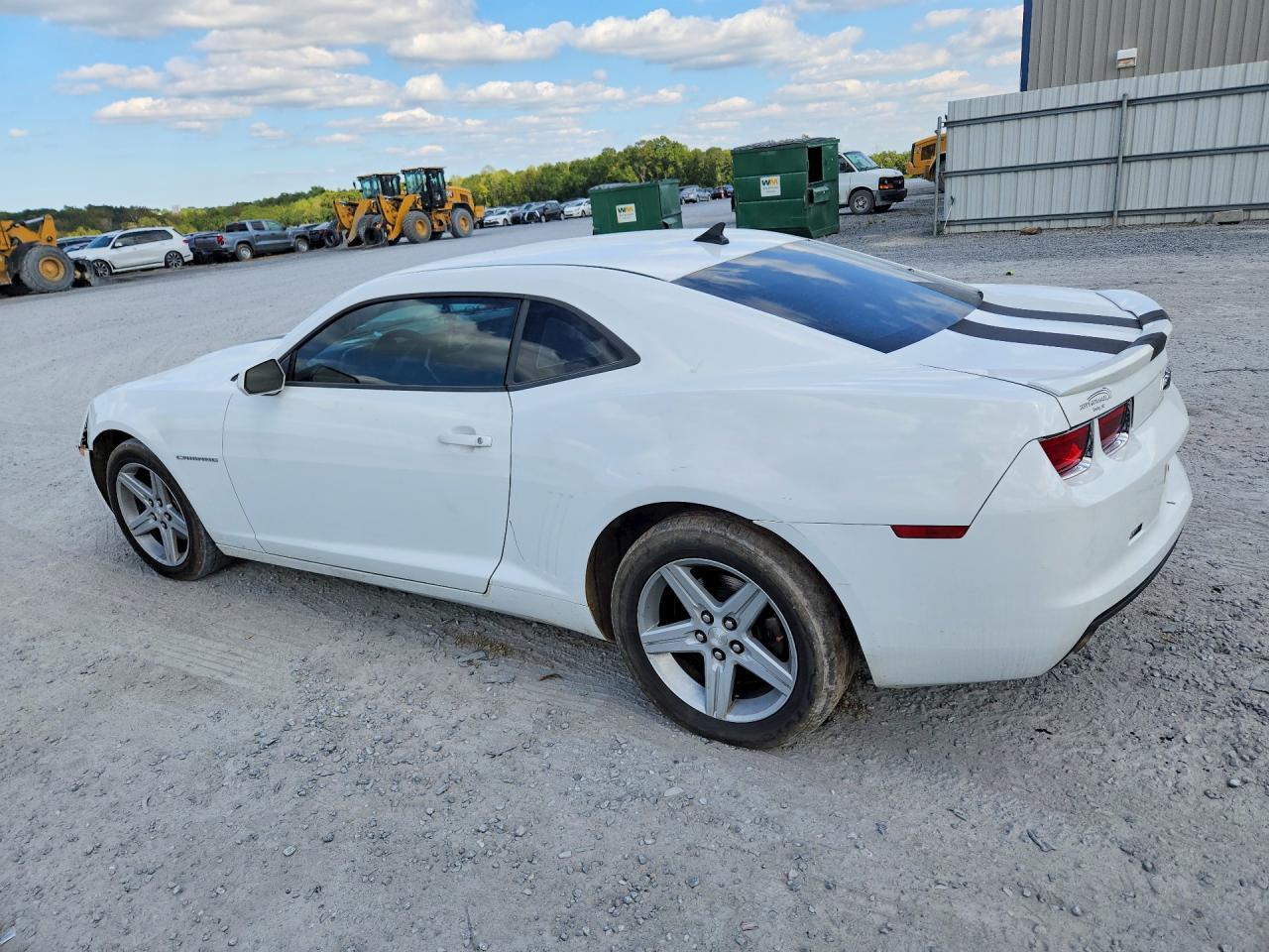 2013 Chevrolet Camaro Ls - zdjęcie 2