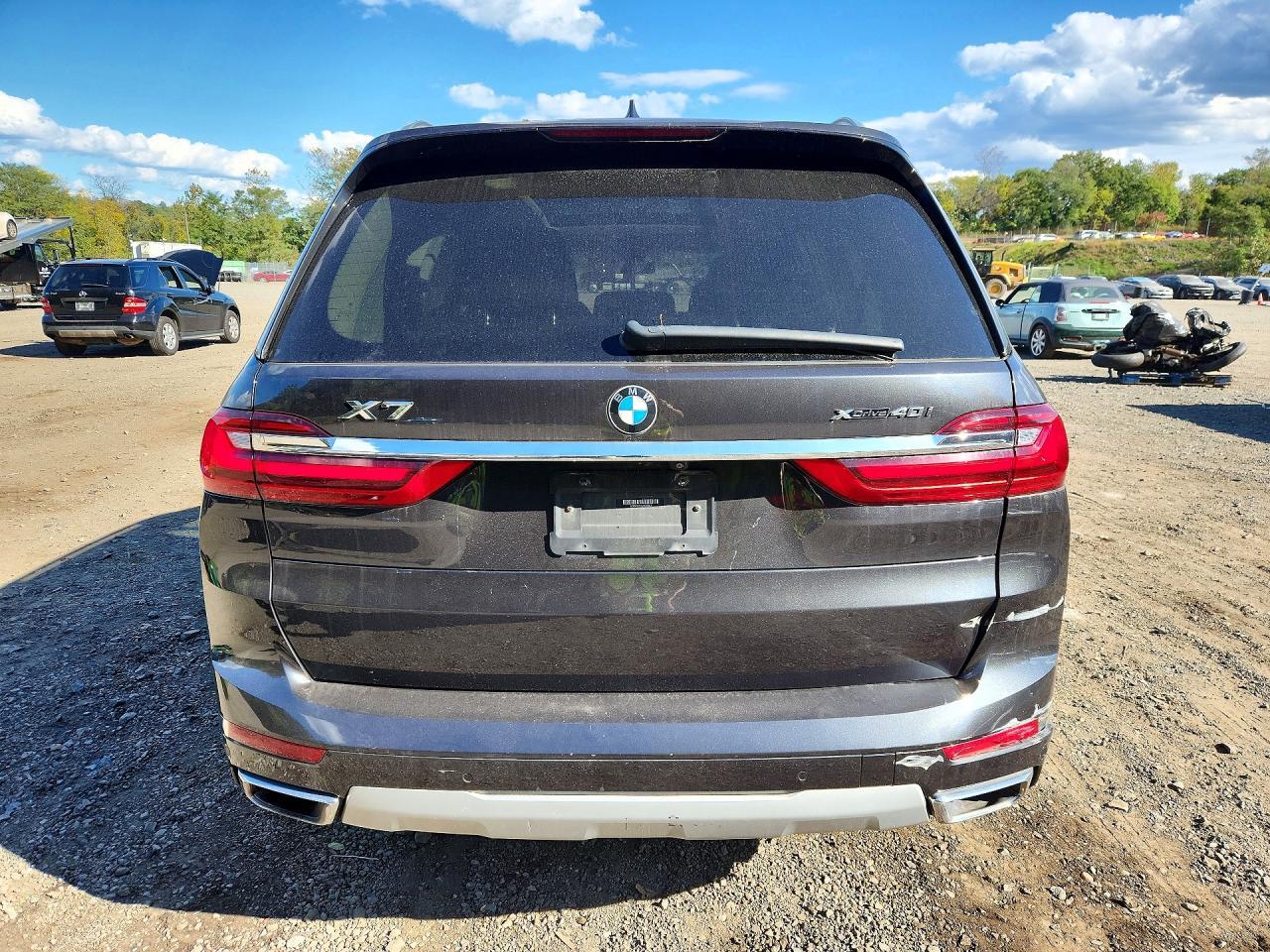 2021 BMW X7 xDrive40I - zdjęcie 6