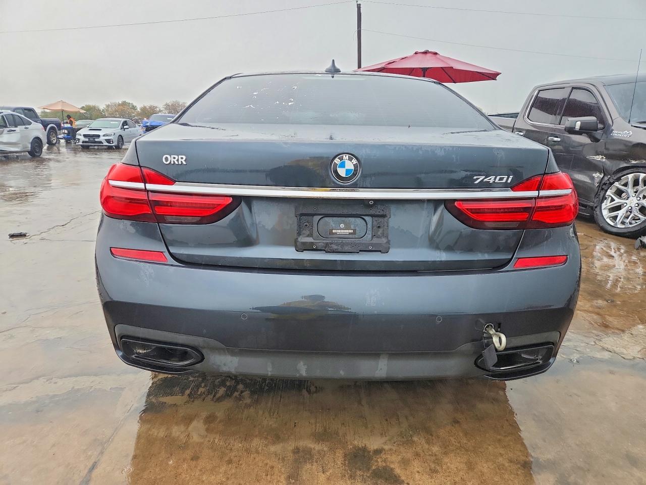 2019 BMW 740 I - zdjęcie 6