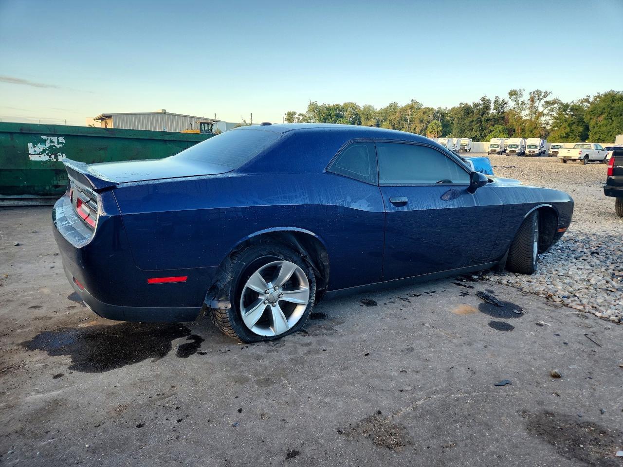2016 Dodge Challenger Sxt - zdjęcie 3
