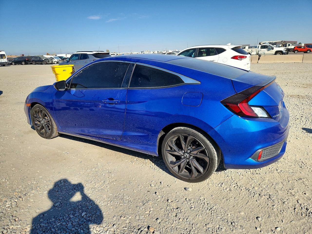2020 Honda Civic Sport - zdjęcie 2
