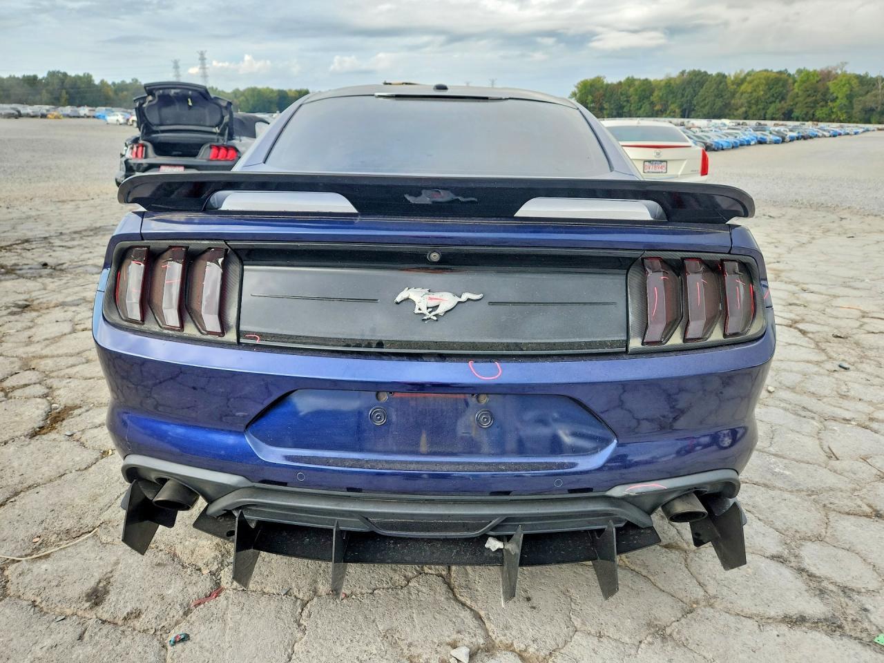2019 Ford Mustang - zdjęcie 6