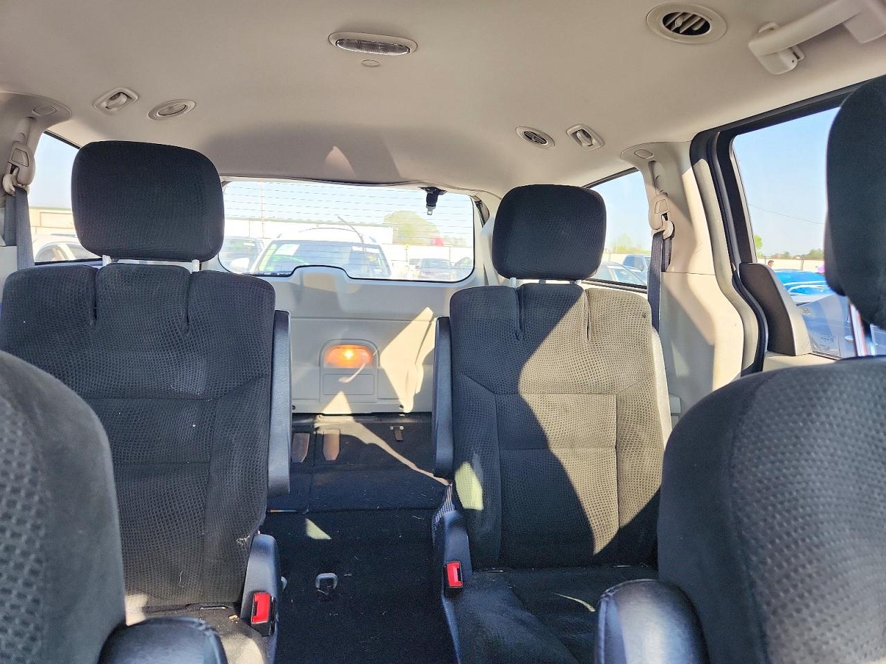 2016 Dodge Grand Caravan Sxt - zdjęcie 10