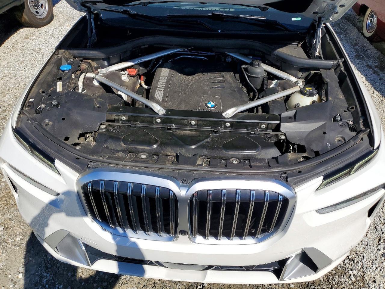 2023 BMW X7 xDrive40I - zdjęcie 12