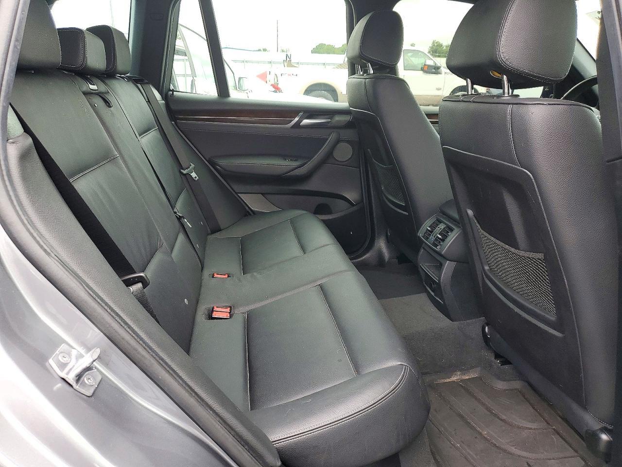 2017 BMW X3 xDrive28I - zdjęcie 11