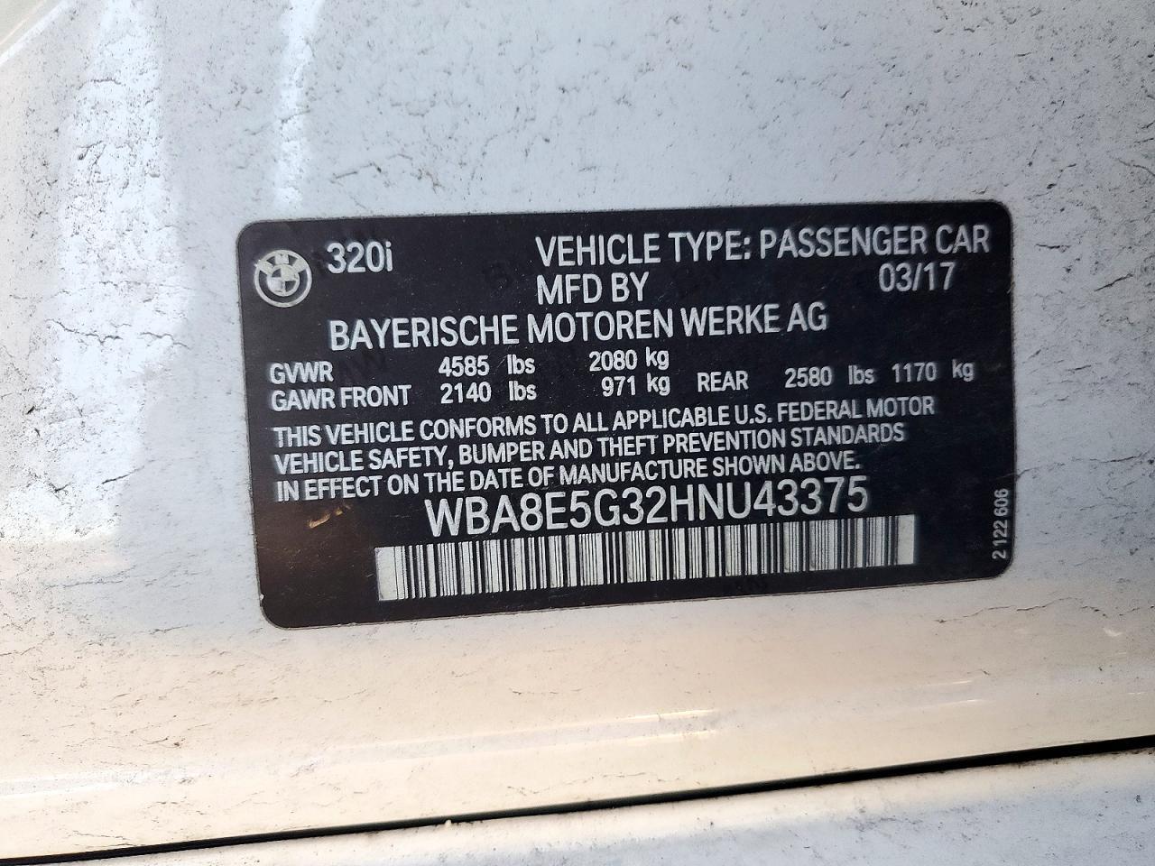 2017 BMW Seria 3 320i - zdjęcie 12