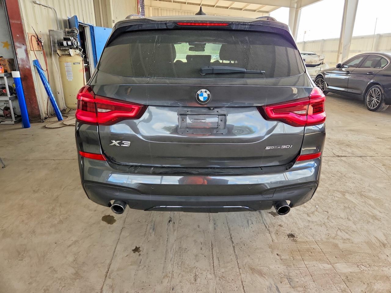 2021 BMW X3 Sdrive30I - zdjęcie 6