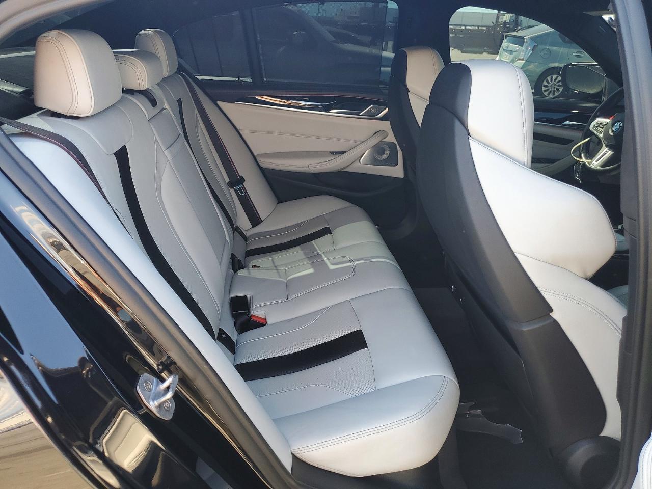 2019 BMW M5 - zdjęcie 10