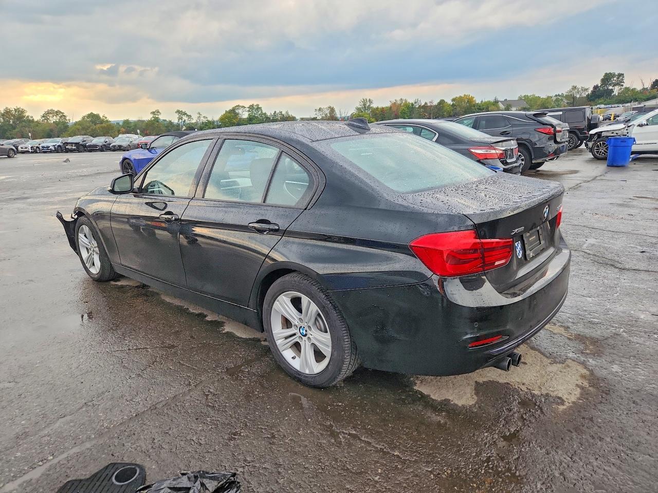 2016 BMW Seria 3 328i - zdjęcie 2