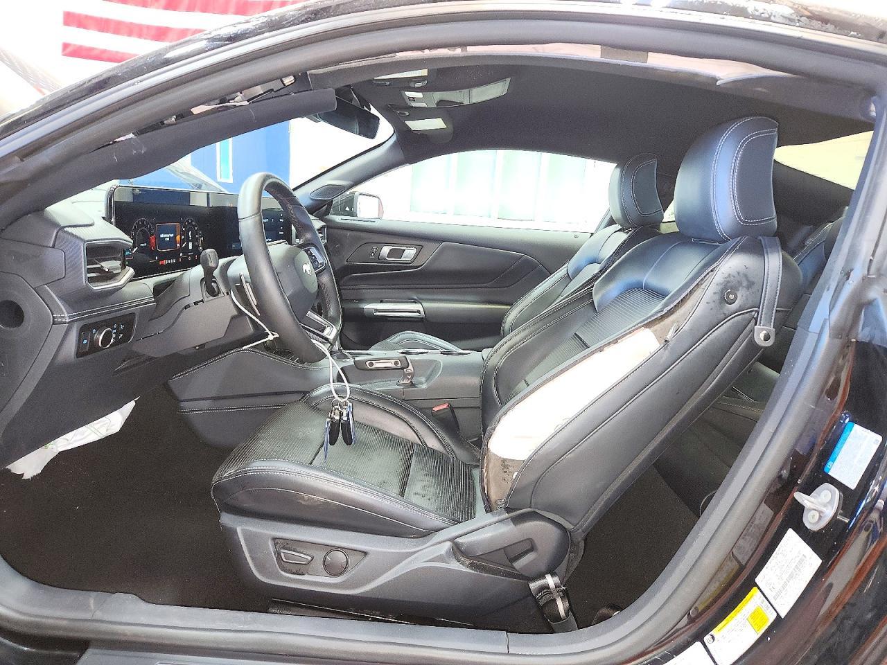 2024 Ford Mustang Gt - zdjęcie 7