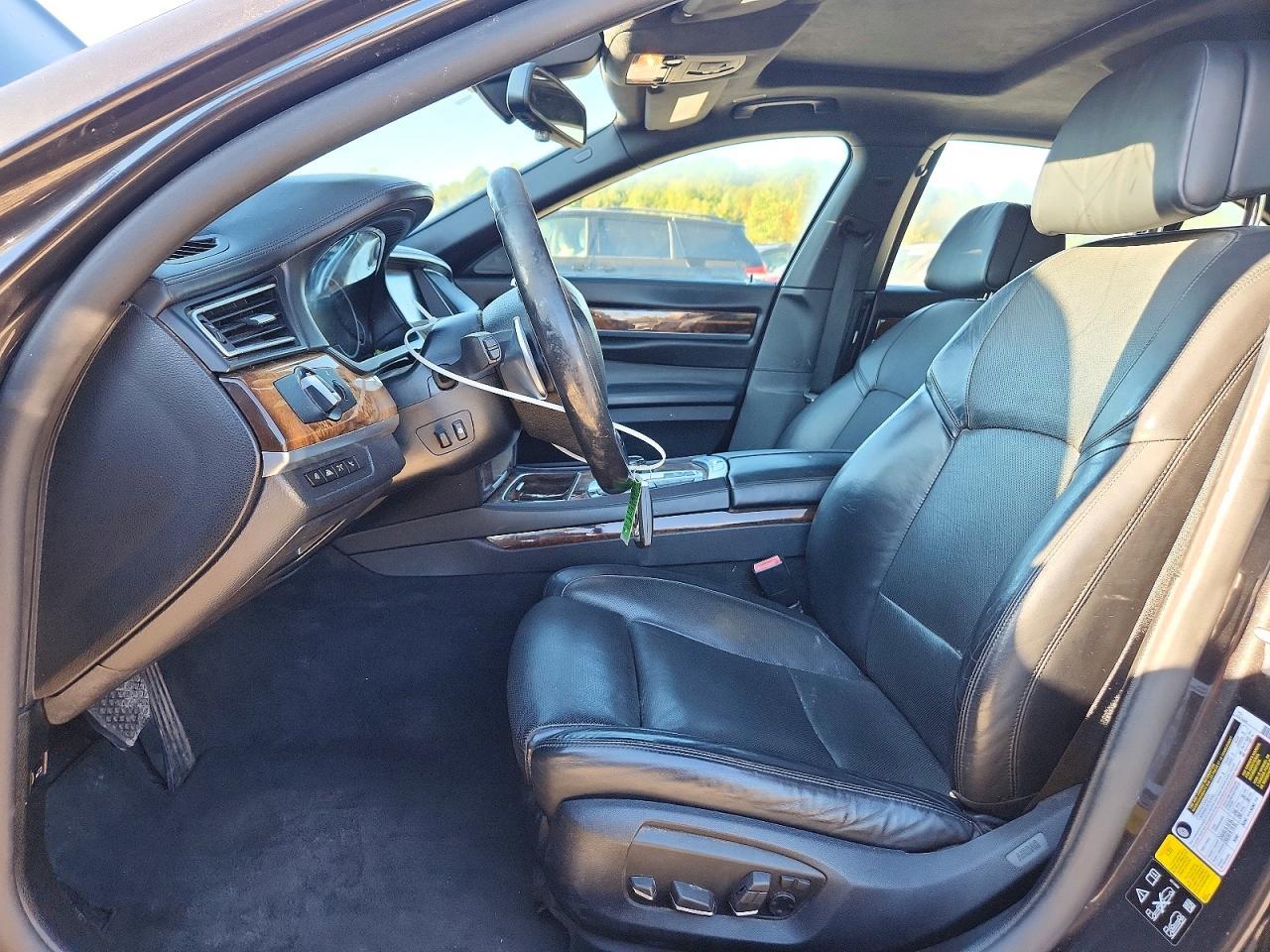2015 BMW Seria 7 Alpina B7 - zdjęcie 7