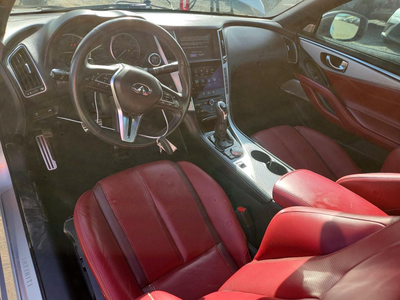 2017 Infiniti Q60 Red Sport 400 - zdjęcie 8