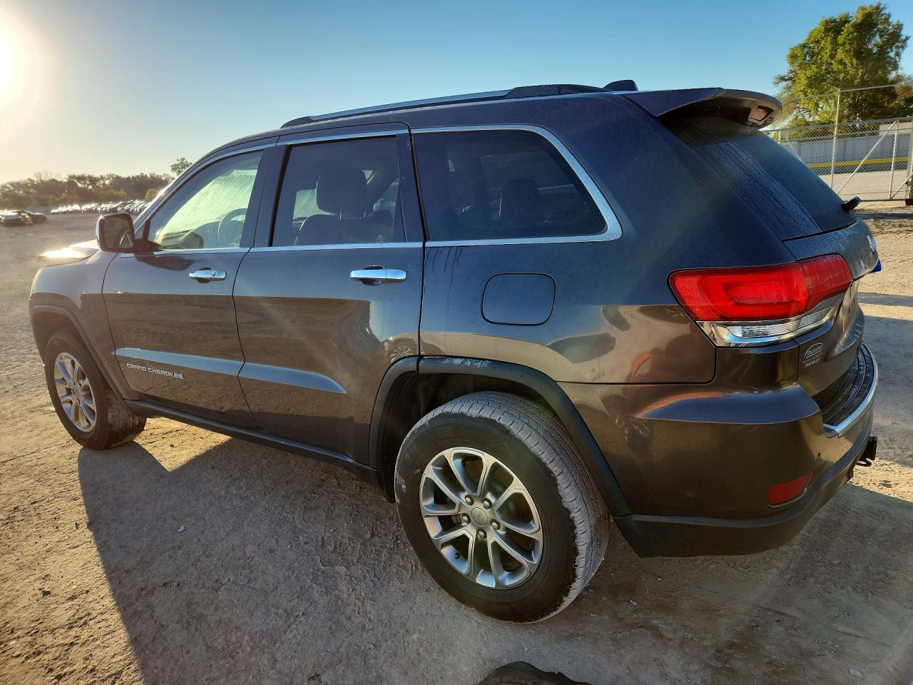 2015 Jeep Grand Cherokee Limited - zdjęcie 2