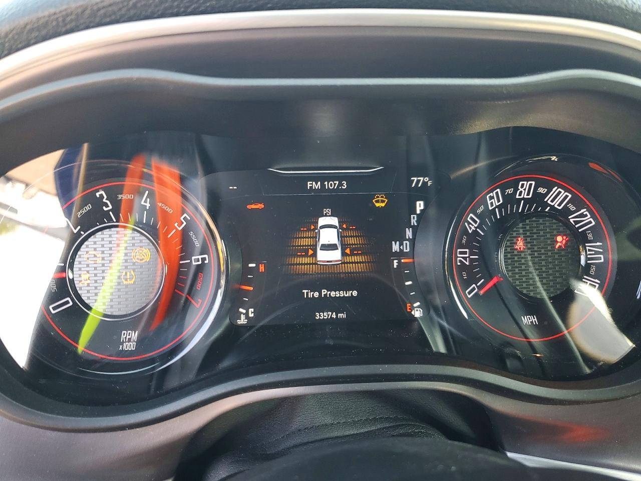 2022 Dodge Challenger Sxt - zdjęcie 9