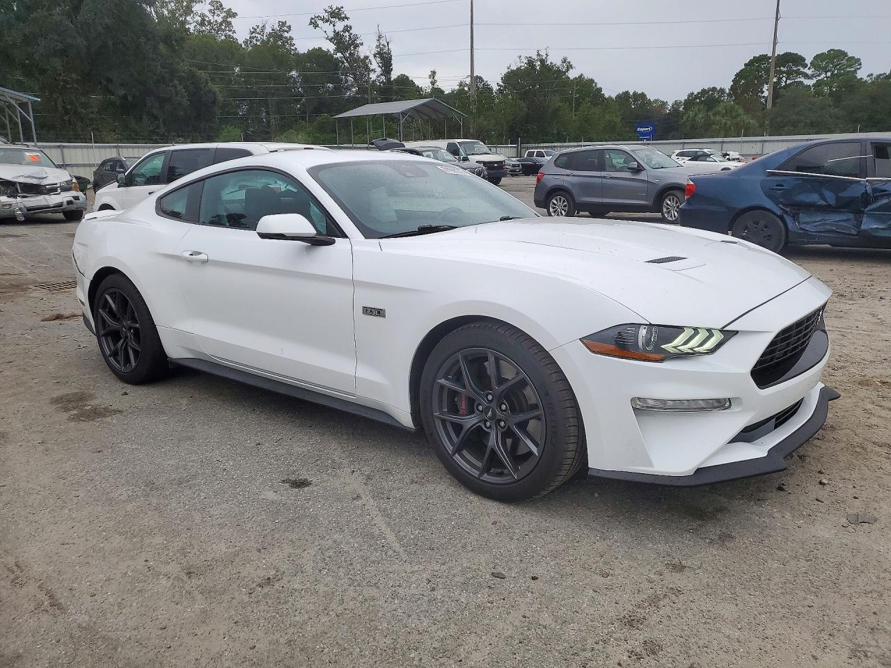 2023 Ford Mustang - zdjęcie 4