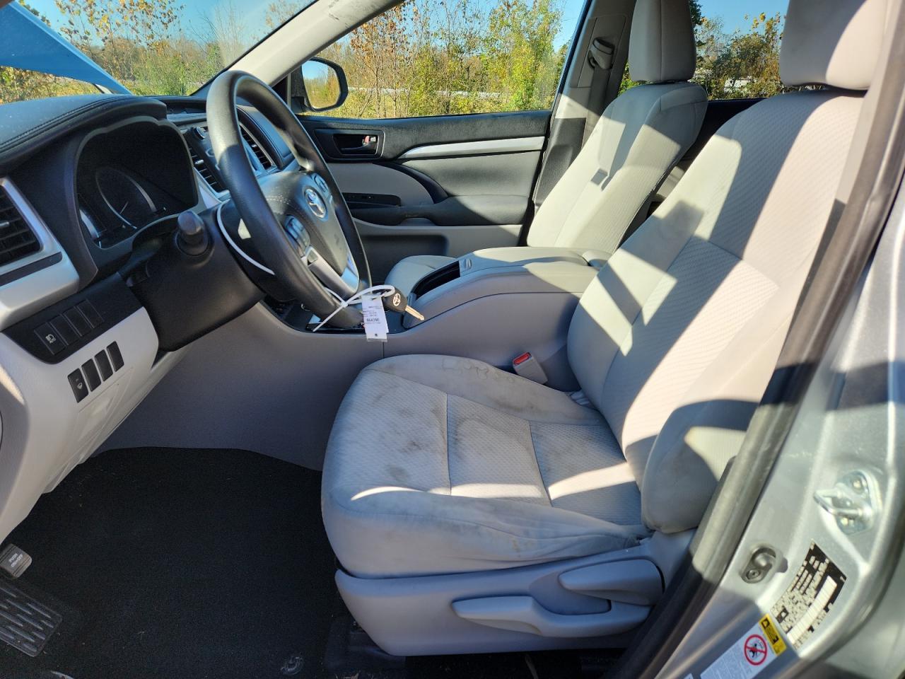 2017 Toyota Highlander Le - zdjęcie 7