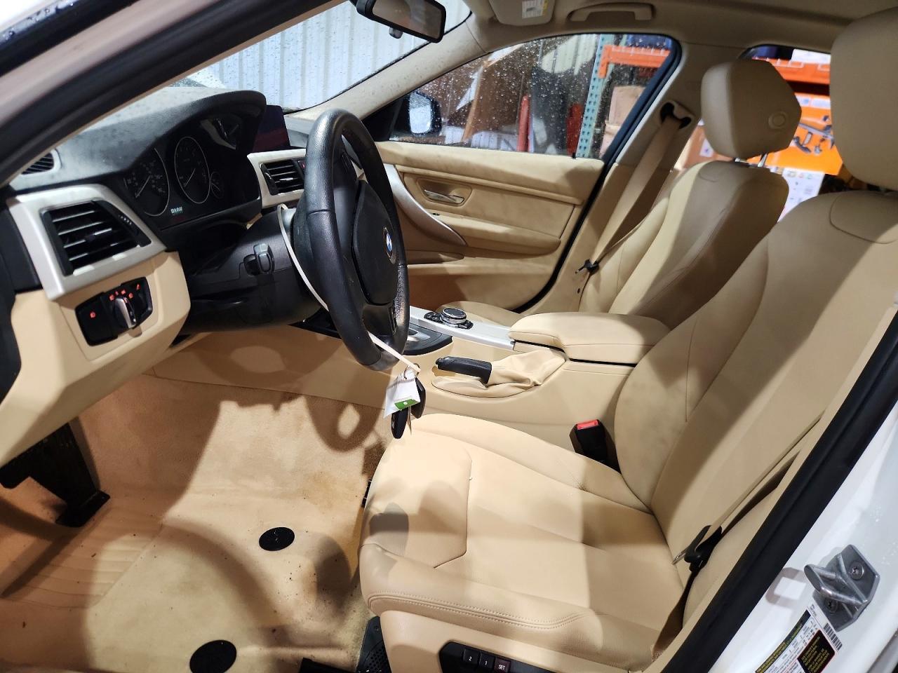 2016 BMW 320 I - zdjęcie 7