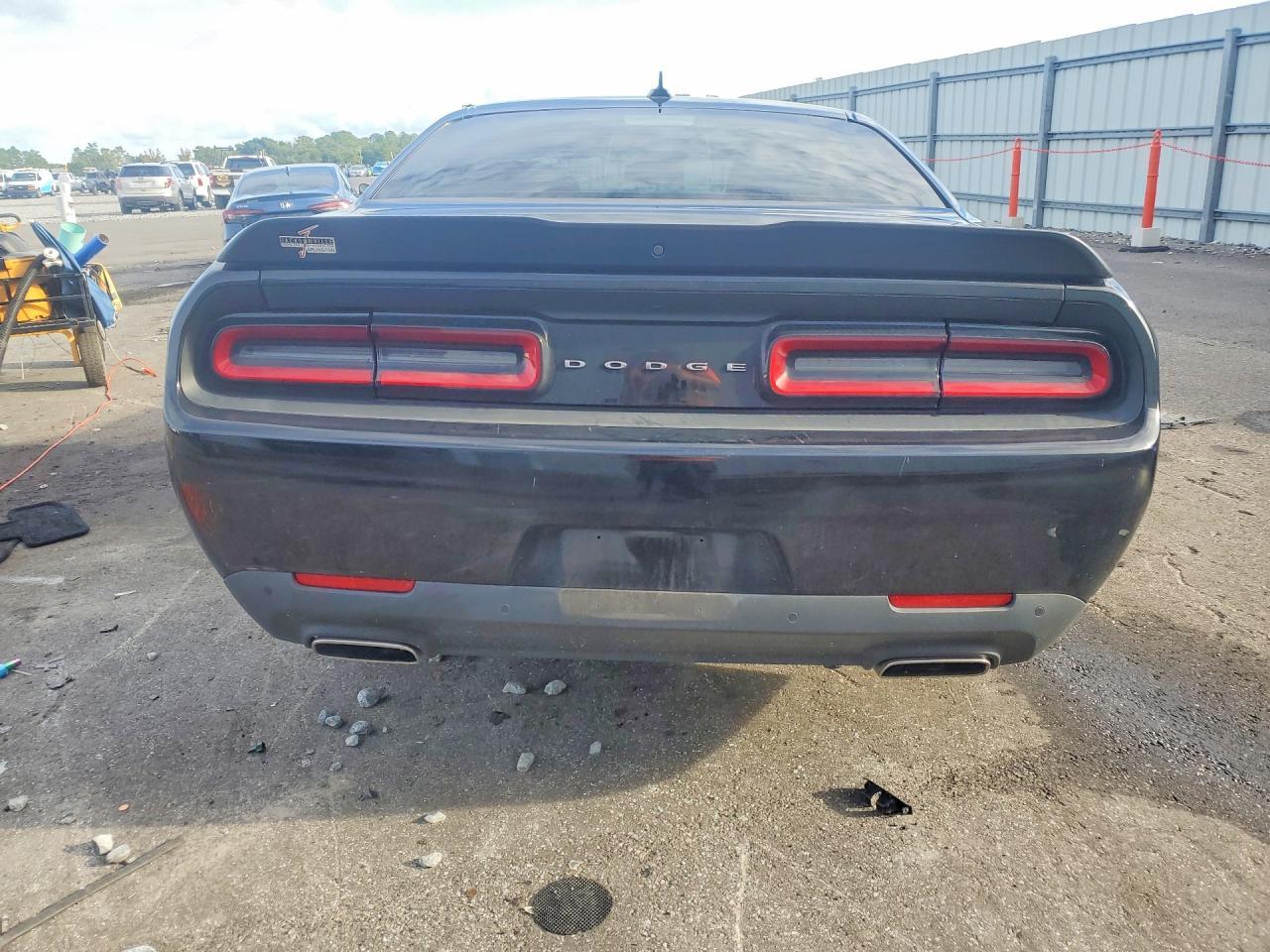 2023 Dodge Challenger Gt - zdjęcie 6