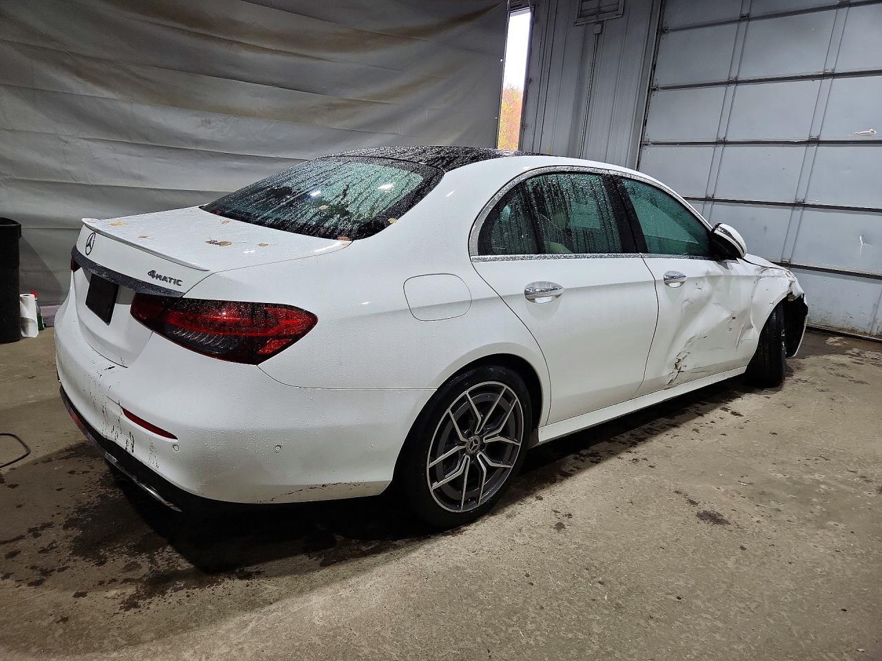 2021 Mercedes-Benz E 350 4Matic - zdjęcie 3
